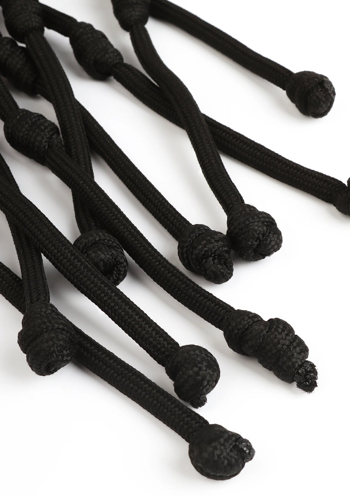 Bestel: Floral Jacquard Bloom Bud Flogger by Geisha - bij Happytoys: de erotische sex webshop | liever Happy dan Easy ⭐⭐⭐⭐⭐