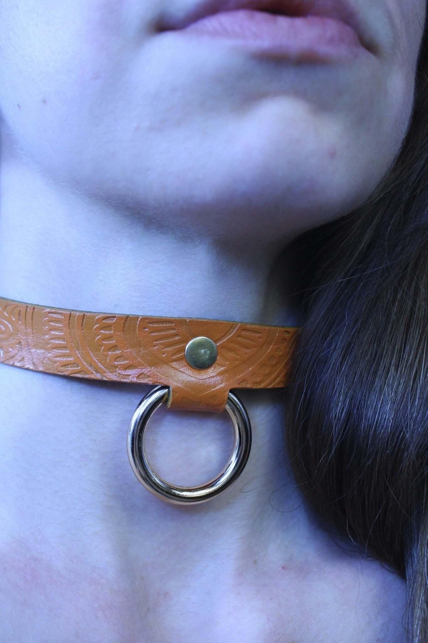 Choker Collar Statement BDSM Submissive Bondage Jewelry - Happytoys Sexshop: online sex shop for Feeling Happy & Easy π - Discreet geleverd