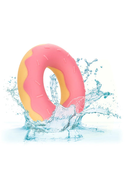 Bestel: Naughty Bits Dickin’ Donuts Silicone Donut Cock RIng by CalExotics - bij Happytoys: de erotische sex webshop | liever Happy dan Easy ⭐⭐⭐⭐⭐