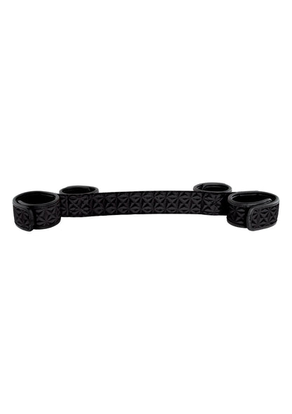 Bestel: Sinful Soft Spreader Bar by NS Novelties - bij Happytoys: de erotische sex webshop | liever Happy dan Easy ⭐⭐⭐⭐⭐ - Default Title - 18473 - BLACK