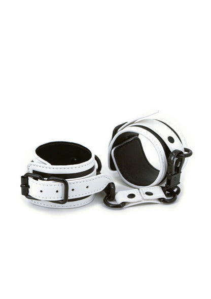 Bestel: GLO Bondage Wrist Cuff by NS Novelties - bij Happytoys: de erotische sex webshop | liever Happy dan Easy ⭐⭐⭐⭐⭐