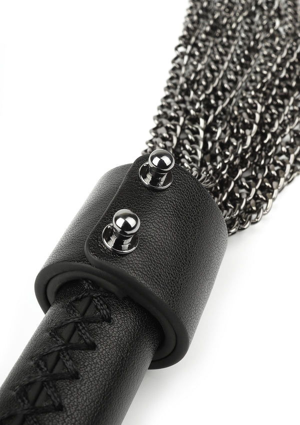 Bestel: Genuine Leather Chain Whip by Hidden Desire Master - bij Happytoys: de erotische sex webshop | liever Happy dan Easy ⭐⭐⭐⭐⭐
