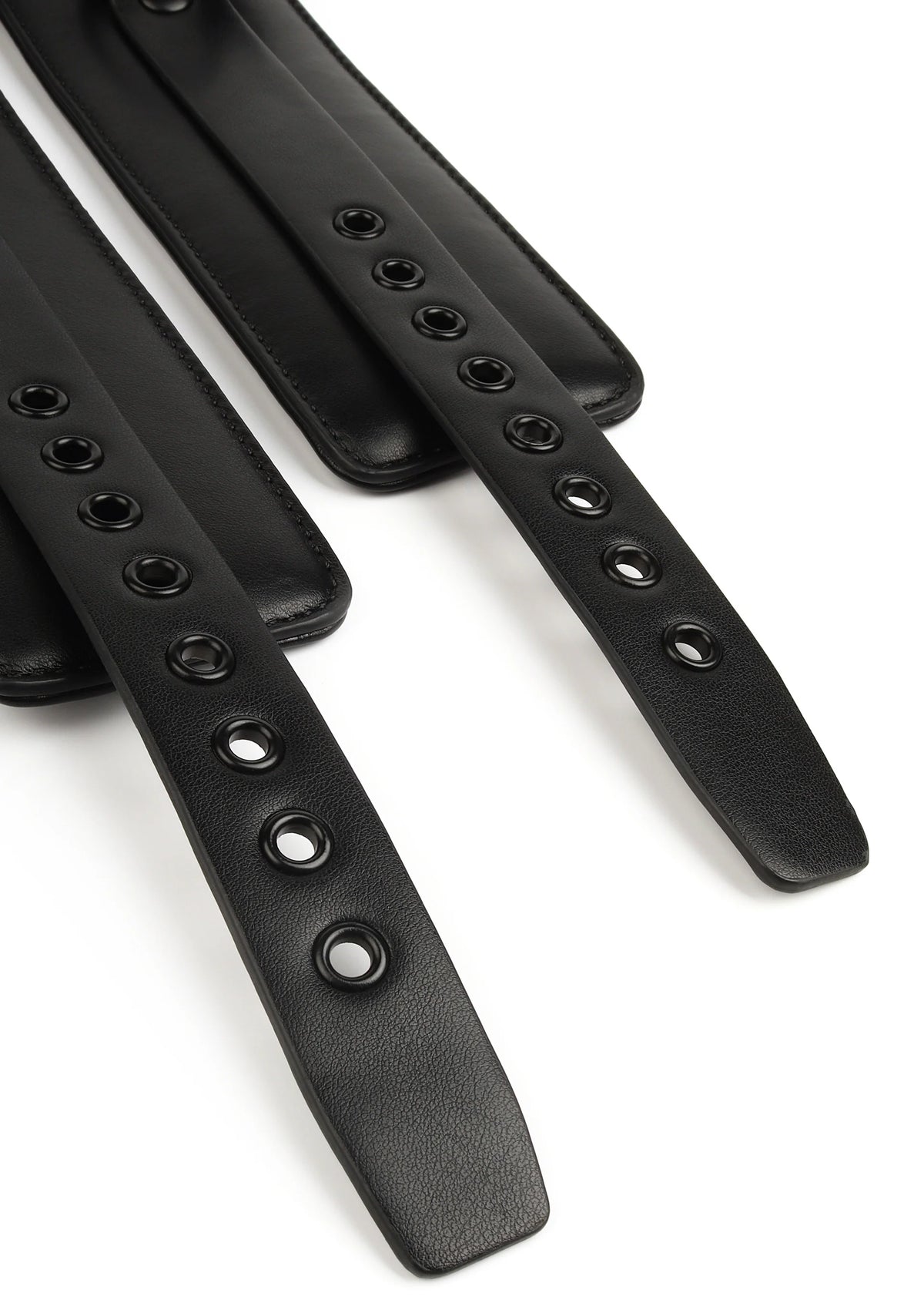 Bestel: Precision Ankle Cuffs by Vantage 8 Avanza - bij Happytoys: de erotische sex webshop | liever Happy dan Easy ⭐⭐⭐⭐⭐