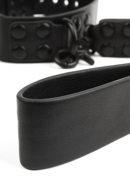 Bestel: Signature Collar & Short Leash Vantage 8 Avanza - bij Happytoys: de erotische sex webshop | liever Happy dan Easy ⭐⭐⭐⭐⭐