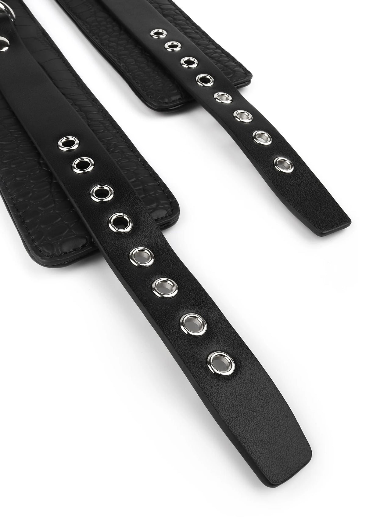 Bestel: Croc - Embossed Ankle Cuffs by Feros Avanza - bij Happytoys: de erotische sex webshop | liever Happy dan Easy ⭐⭐⭐⭐⭐
