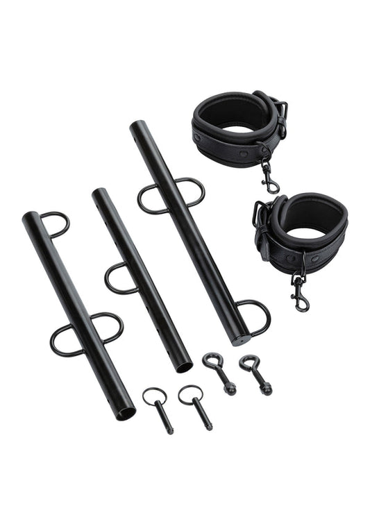 Spreader Bar with Cuffs by CalExotics Nocturnal