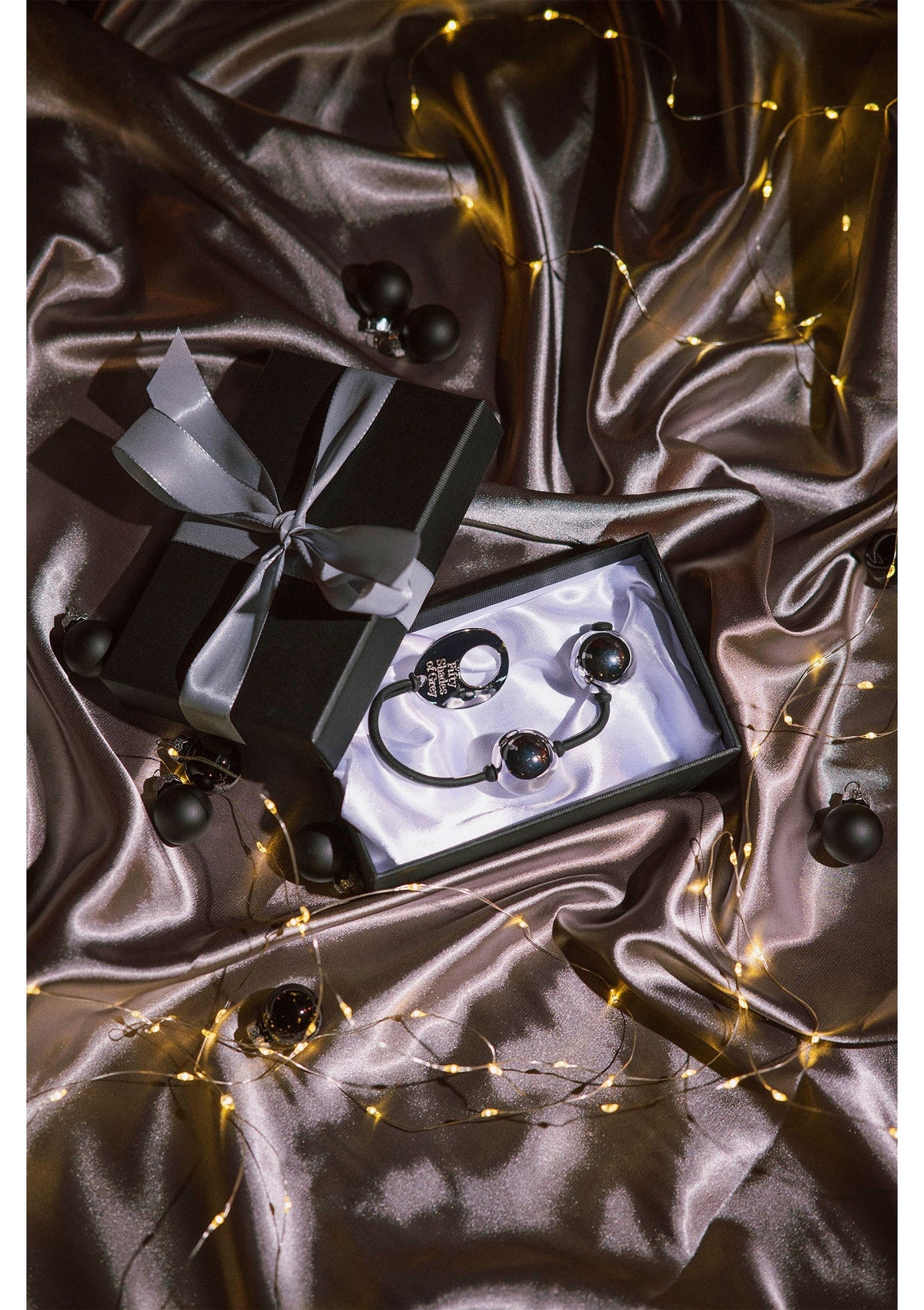 Bestel: Inner Goddess Silver Pleasure Balls 331g by Fifty Shades of Grey - bij Happytoys: de erotische sex webshop | liever Happy dan Easy ⭐⭐⭐⭐⭐