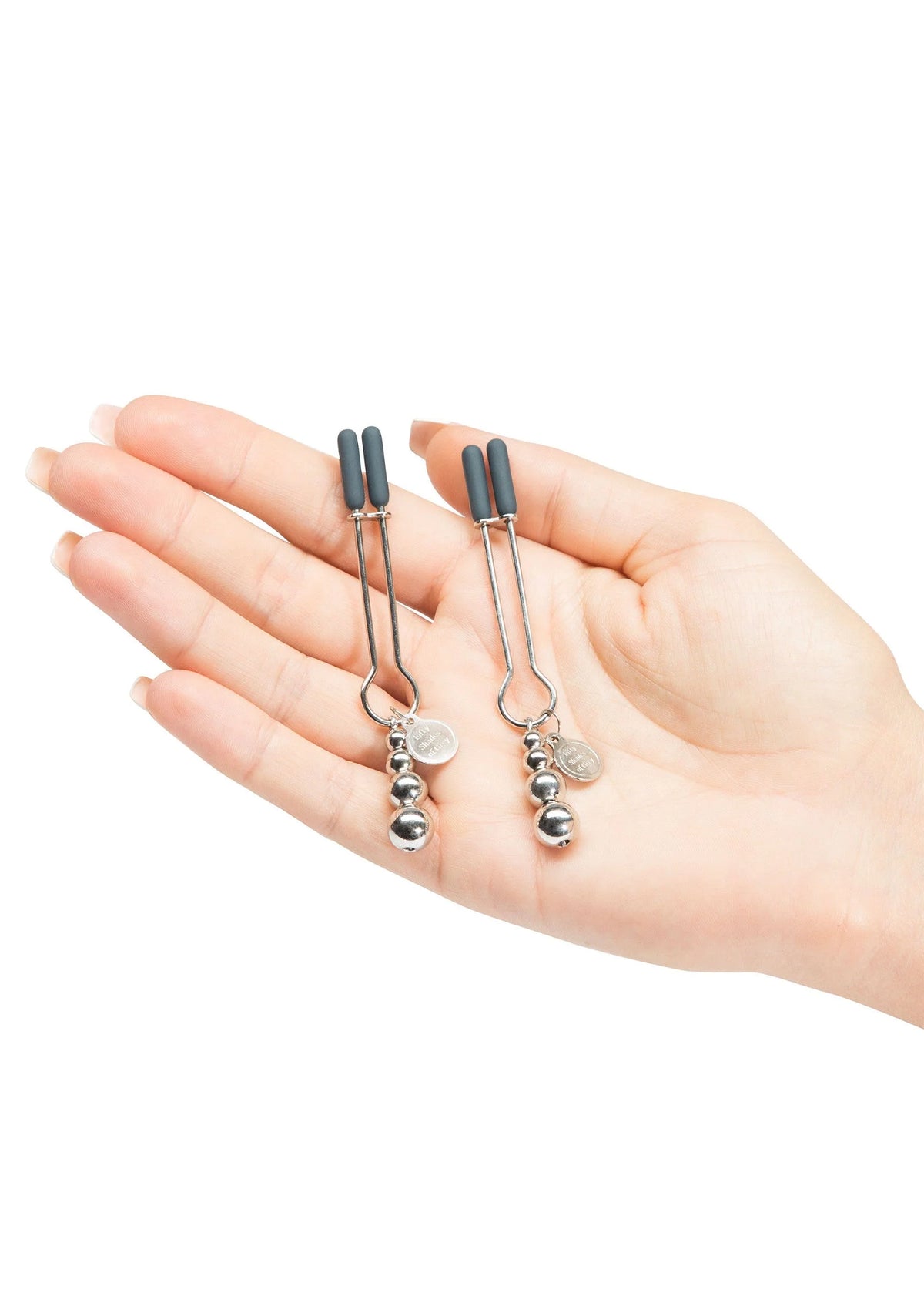 Bestel: The Pinch Adjustable Nipple Clamps by Fifty Shades of Grey - bij Happytoys: de erotische sex webshop | liever Happy dan Easy ⭐⭐⭐⭐⭐