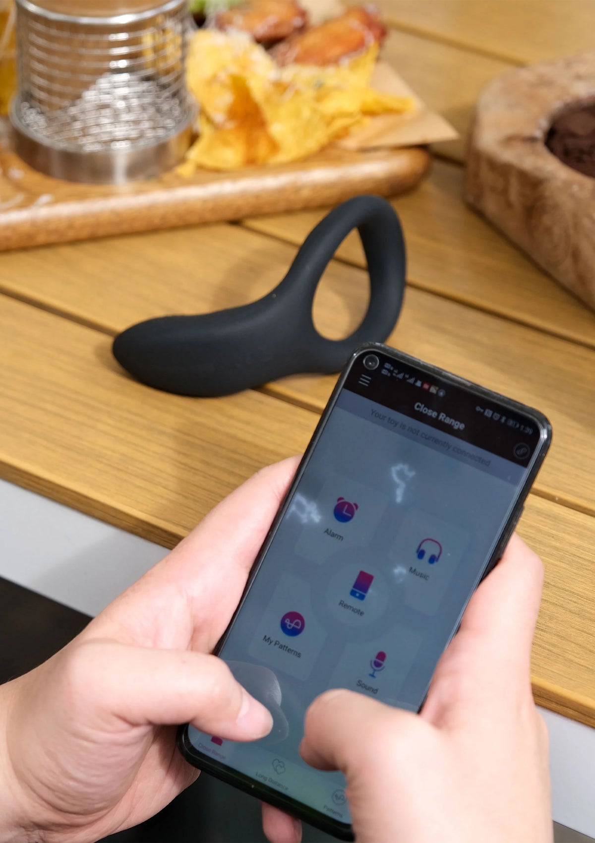 Bestel: Diamo vibrating Cock Ring by Lovesense - bij Happytoys: de erotische sex webshop | liever Happy dan Easy ⭐⭐⭐⭐⭐