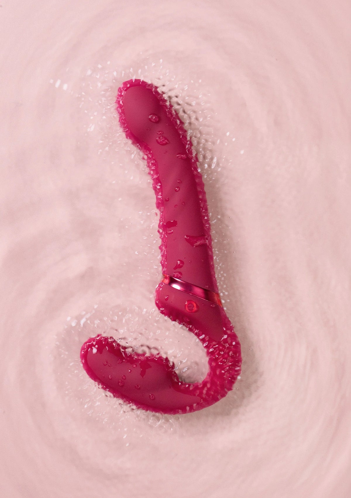 Bestel: Lapis strapless double dildo by Lovesense - bij Happytoys: de erotische sex webshop | liever Happy dan Easy ⭐⭐⭐⭐⭐