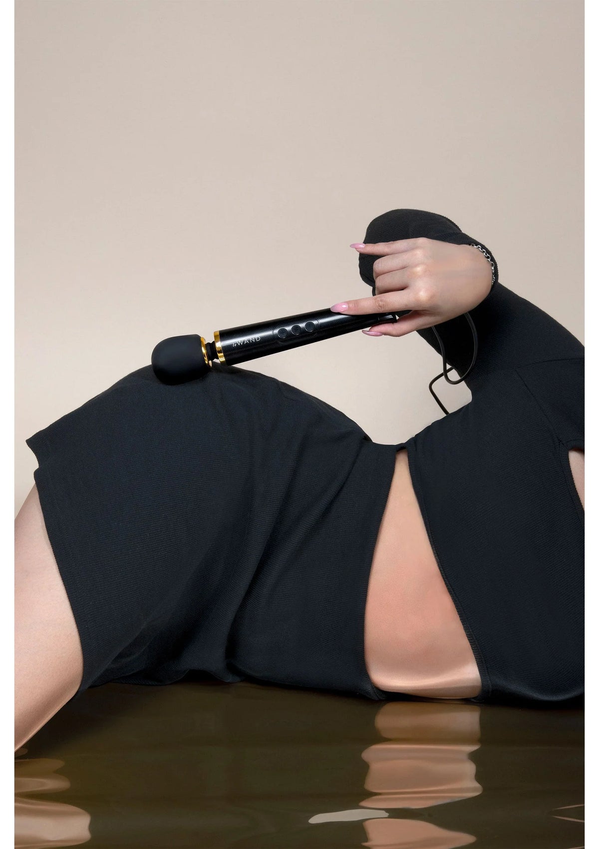 Bestel: Le Wand Petit Plugin Massager by LeWand - bij Happytoys: de erotische sex webshop | liever Happy dan Easy ⭐⭐⭐⭐⭐