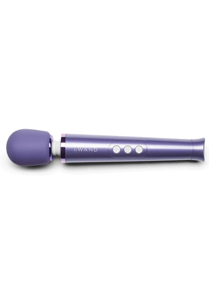 Bestel: Petite Rechargeable Wand Vibrator by Le Wand - bij Happytoys: de erotische sex webshop | liever Happy dan Easy ⭐⭐⭐⭐⭐