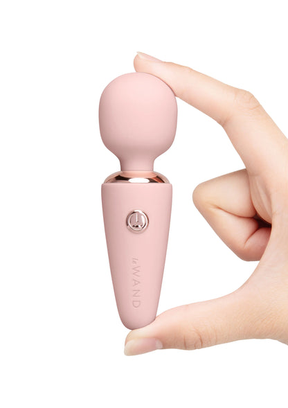 Bestel: Le Wand Mini Micro Wand by LeWand - bij Happytoys: de erotische sex webshop | liever Happy dan Easy ⭐⭐⭐⭐⭐ - Roségoud - 35341 - ROSEGOLD