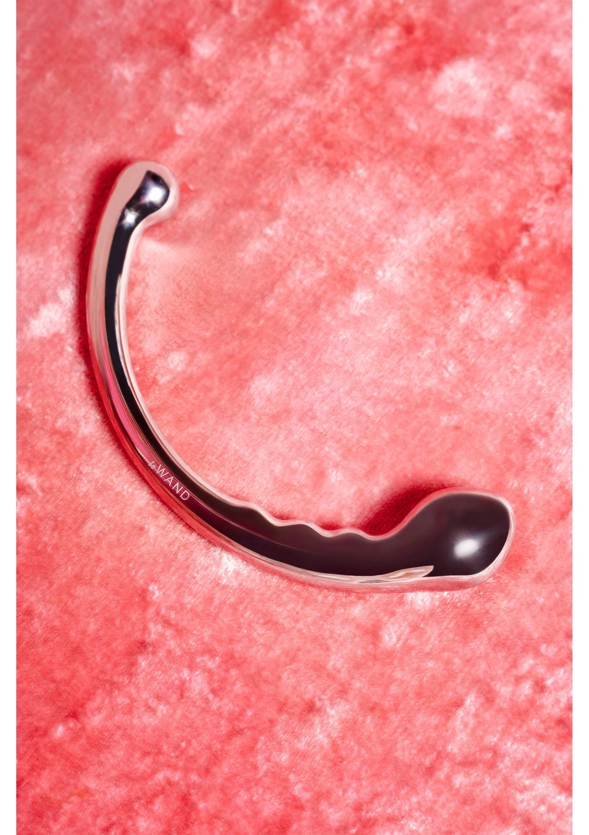Bestel: Chrome Hoop butplug by Le Wand - bij Happytoys: de erotische sex webshop | liever Happy dan Easy ⭐⭐⭐⭐⭐