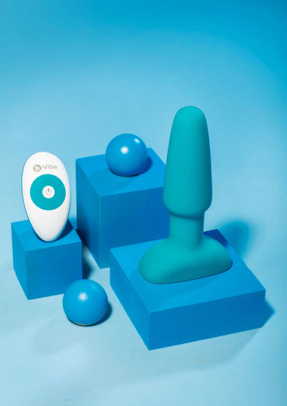 Bestel: Rimming Plug 2 with remote control by B - Vibe - bij Happytoys: de erotische sex webshop | liever Happy dan Easy ⭐⭐⭐⭐⭐