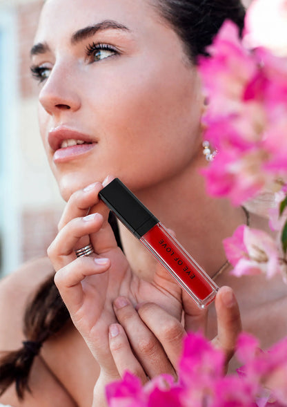 Bestel: Crimson Kiss Pheromone Lip Gloss 8ml by Eye of Love Matchmaker - bij Happytoys: de erotische sex webshop | liever Happy dan Easy ⭐⭐⭐⭐⭐