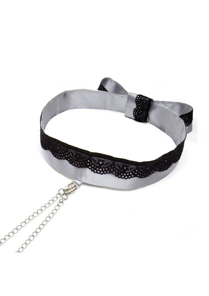 Play Nice Satin & Lace Collar & Nipple Clamps by Fifty Shades of Grey - Happytoys Sexshop: online sex shop for Feeling Happy & Easy 😊 - Discreet geleverd