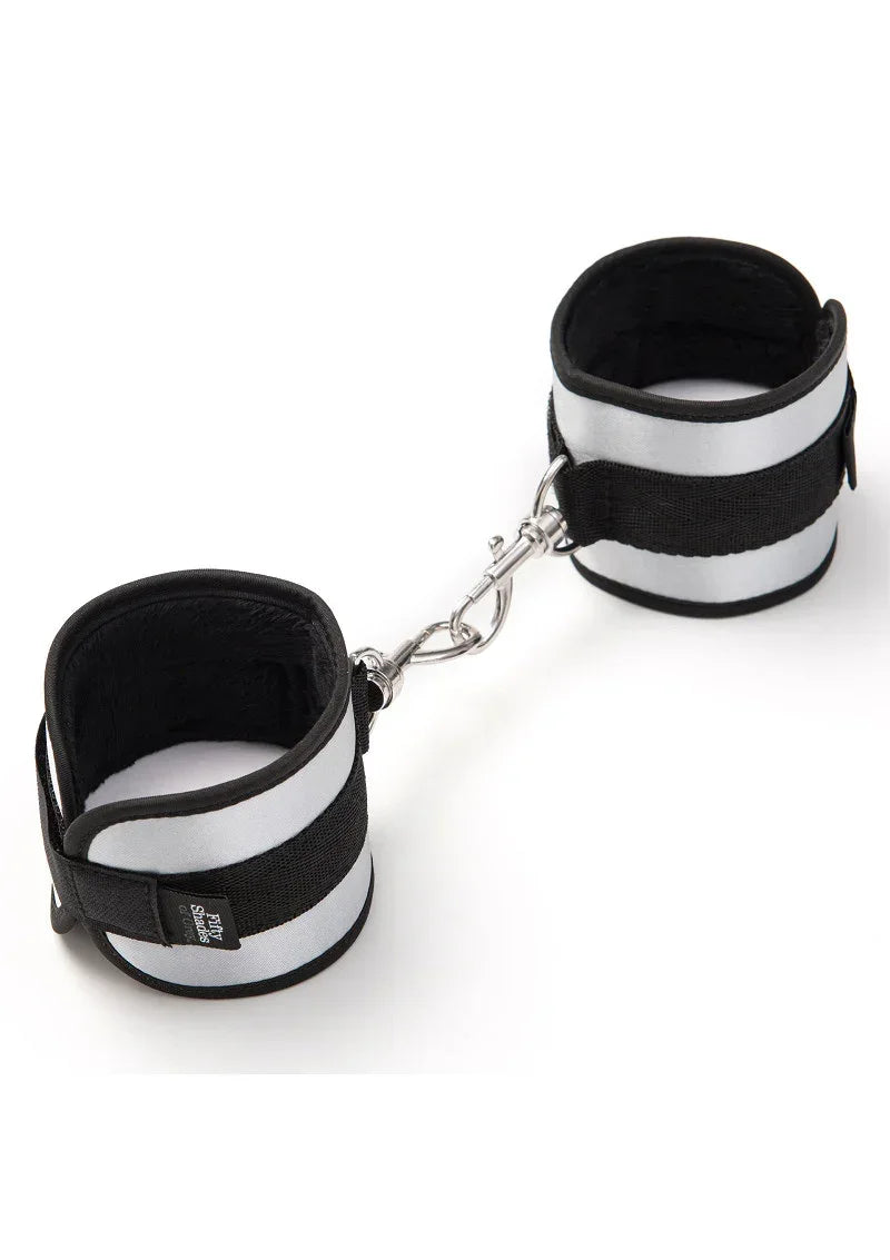 FiftyShadesofGreyTotallyHisSoftHandcuffs5 @ Happytoys Sexshop: online sex shop for Feeling Happy & Easy 😊 the erotic store owned by a woman
