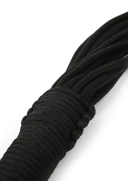 Knot Flogger @ Hidden Desire - Happytoys Sexshop: online sex shop for Feeling Happy & Easy 😊 - Discreet geleverd