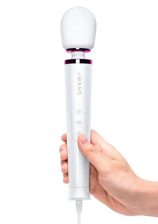 Le Wand Petit Plugin Massager @ LeWand - Happytoys Sexshop: online sex shop for Feeling Happy & Easy 😊 - Discreet geleverd
