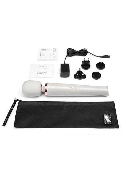 Rechargeable Massager by Le Wand - Happytoys Sexshop: online sex shop for Feeling Happy & Easy 😊 - Discreet geleverd