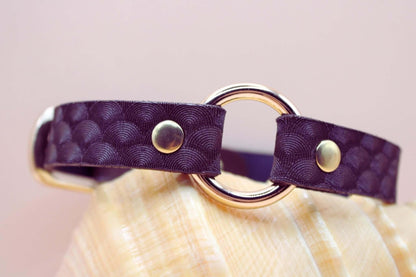 Purple Leather Choker | Elegant Day Collar for Petplay - Happytoys Sexshop: online sex shop for Feeling Happy & Easy 😊 - Discreet geleverd