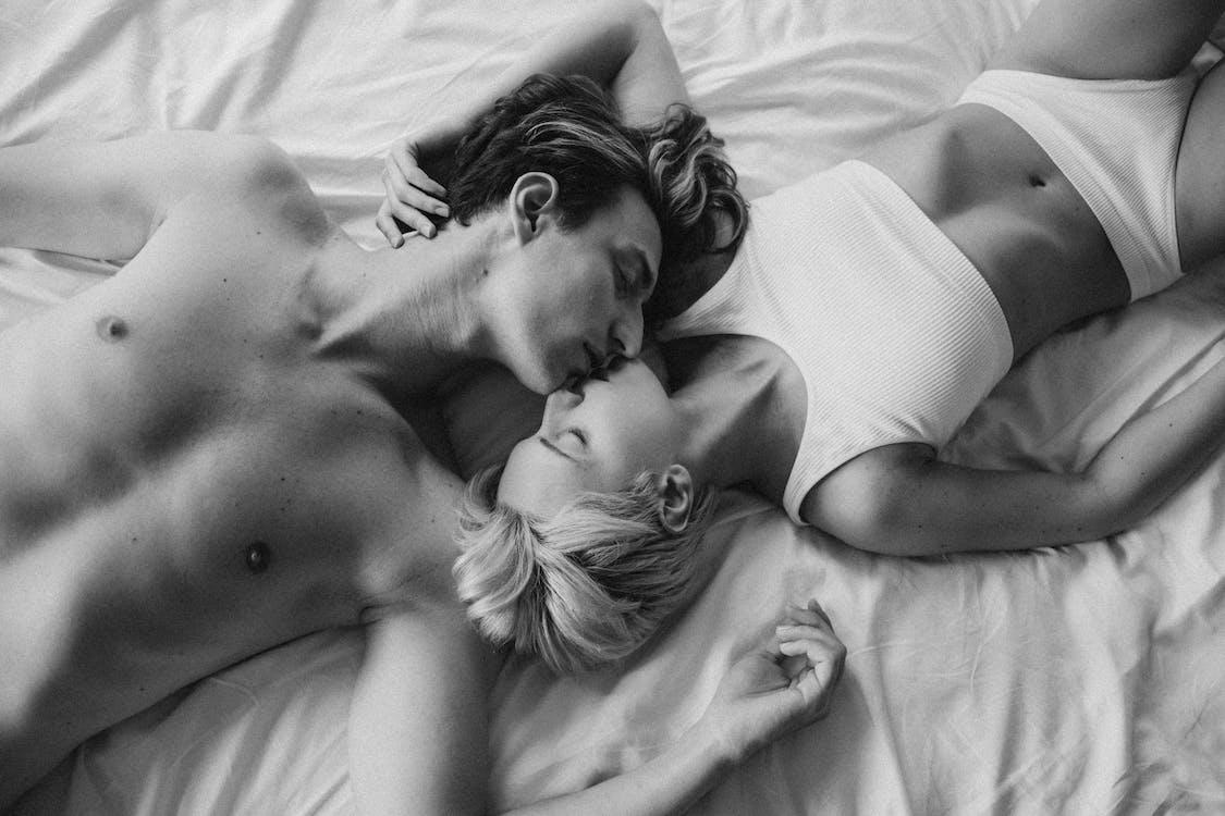 pexels-photo-9374660_0bce59d2-18e8-46c1-bad8-1ebd70f6c2de @ Happytoys Sexshop: online sex shop for Feeling Happy & Easy 😊 the erotic store owned by a woman