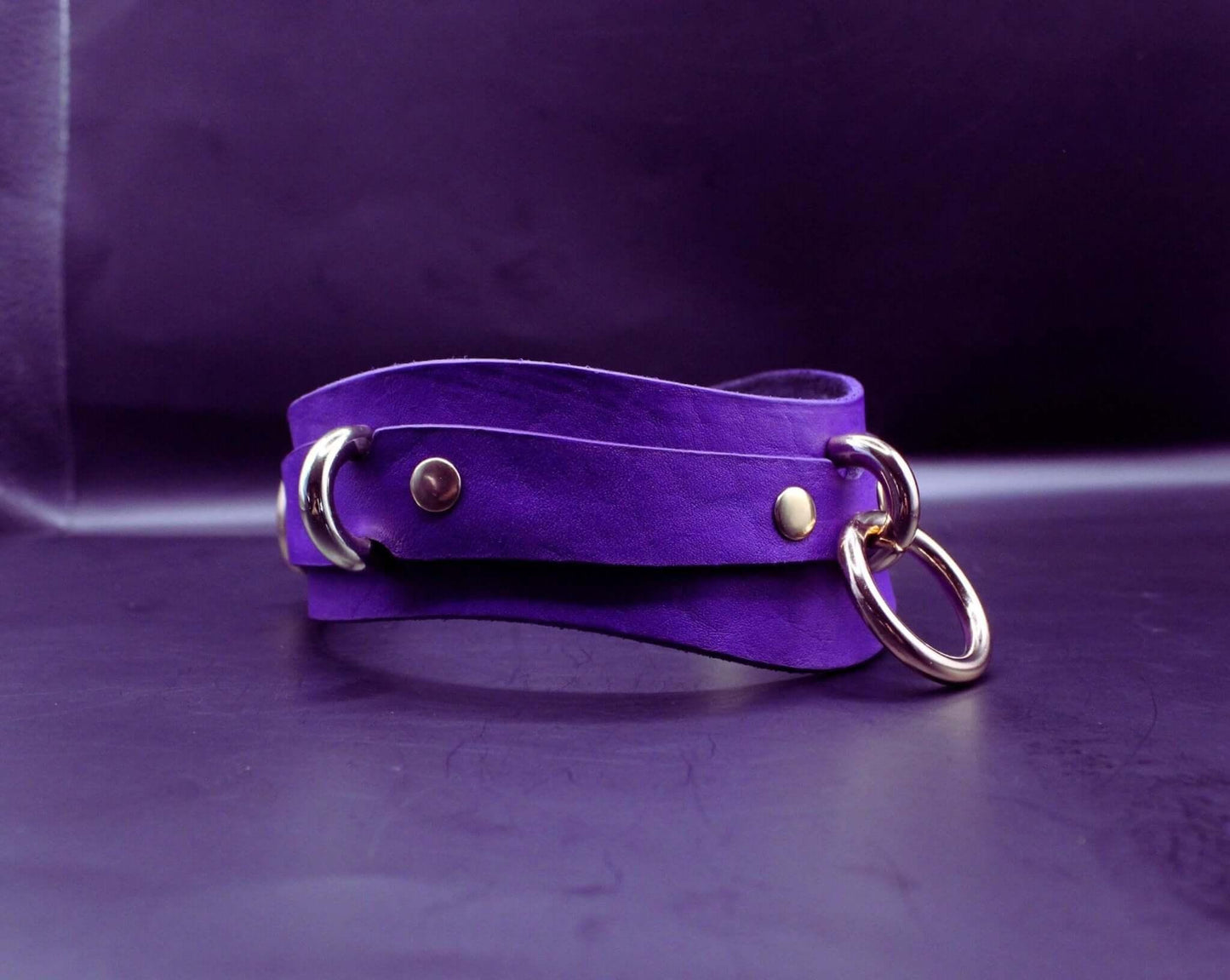 Posture Collar | Handmade Sub Collar with Gold Hardware for Pet Play - Happytoys Sexshop: online sex shop for Feeling Happy & Easy 😊 - Discreet geleverd