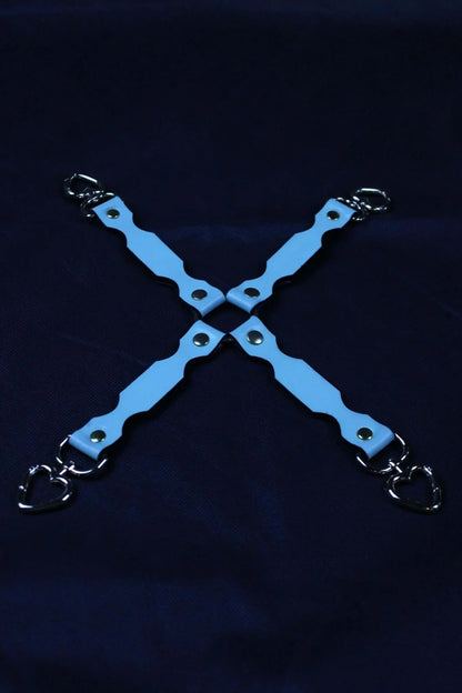 BDSM Accessories Leather Restraint Connector Strap for BDSM Play - Happytoys Sexshop: online sex shop for Feeling Happy & Easy 😊 - Discreet geleverd
